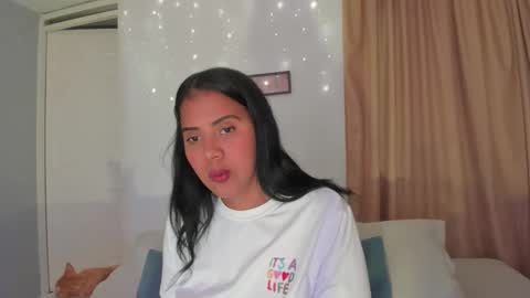 Rosalia online show from February 3, 11:41 pm