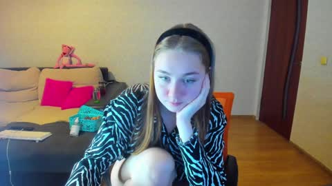 Snapshot of rosalina1690 chatting on January 28, 9:29 pm rosalina1690 online show from January 28, 9:29 pm