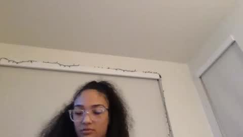 Snapshot of rosalinatoosexy chatting on February 9, 8:32 am Rosalina online show from February 9, 8:32 am