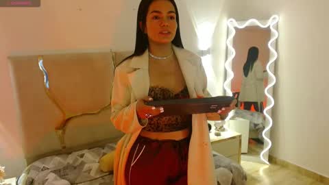 ROSALIN online show from October 23, 10:50 am