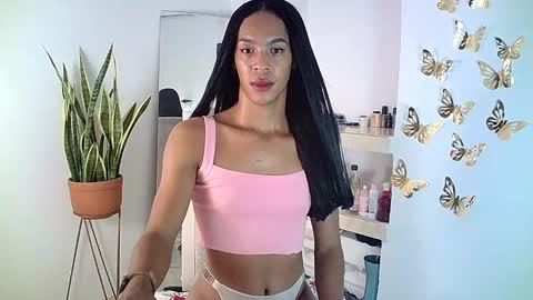 Rosalinda online show from February 25, 1:52 am