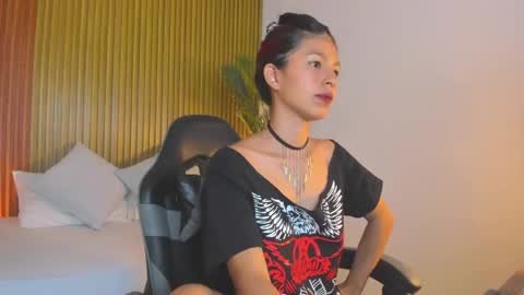 R O S A online show from April 21, 7:10 pm