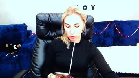 rose  shine online show from November 9, 11:46 am