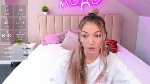 Kimberlly online show from October 9, 2:39 am