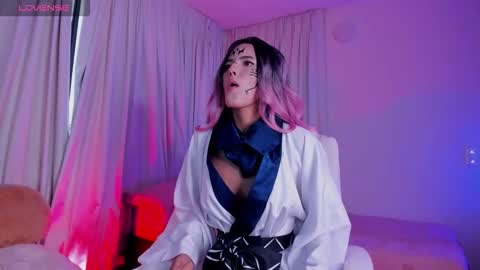 Snapshot of rose_se chatting on October 27, 10:10 pm Rose A online show from October 27, 10:10 pm