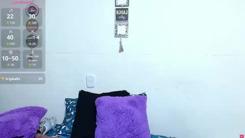 rose_towers4 online show from April 15, 2:26 am