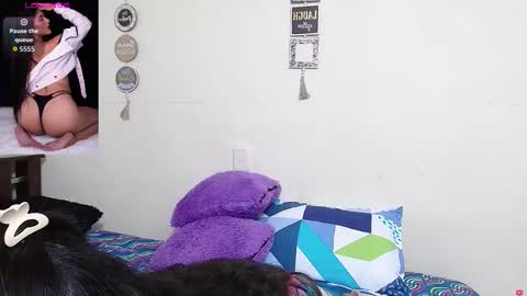 rose_towers4 online show from November 17, 10:23 pm