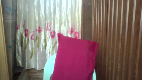 rosebelle66 online show from April 19, 2:45 am