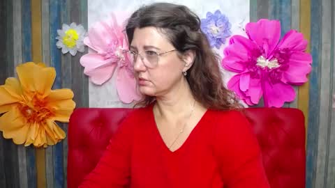 RoseHille online show from November 22, 6:12 am