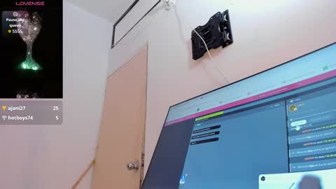 roselyn online show from February 3, 6:40 am