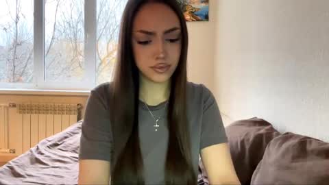 Mimi online show from November 7, 12:07 pm