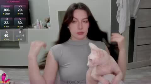 Julia online show from May 23, 7:32 pm
