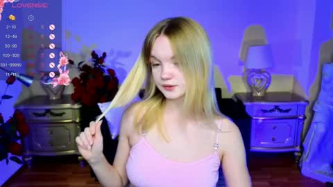 Sweety Kate online show from September 26, 4:42 am