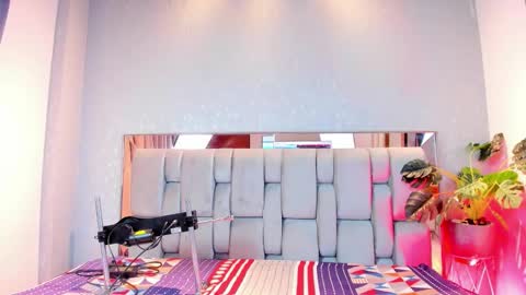 Rose online show from March 8, 5:00 am