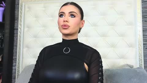 Gabriela online show from February 4, 8:29 am