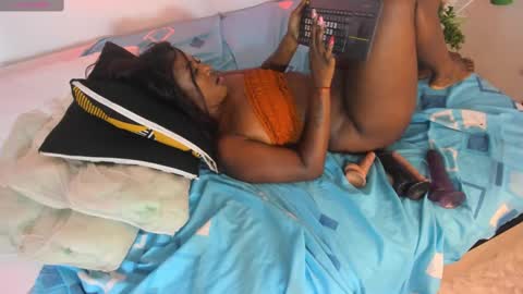 rosi_cooper online show from February 17, 5:12 pm