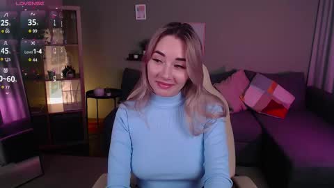 Rosie online show from November 3, 2:01 am