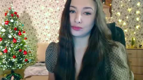 Rosie is waiting for YOU online show from December 15, 3:35 am