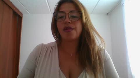 Rossana  online show from February 6, 7:40 pm