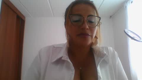 Rossana  online show from January 17, 7:38 pm