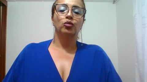 Rossana  online show from February 5, 10:55 pm