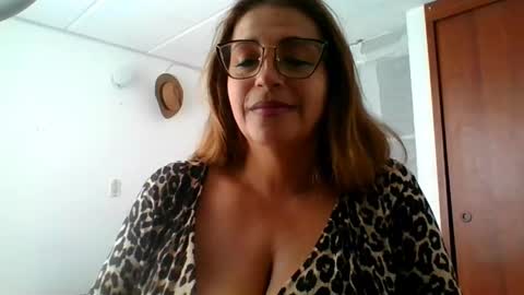 Rossana  online show from March 10, 7:40 pm