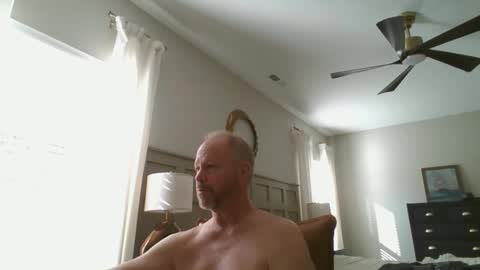 Snapshot of rossd1961 chatting on October 21, 1:59 pm nanook online show from October 21, 1:59 pm