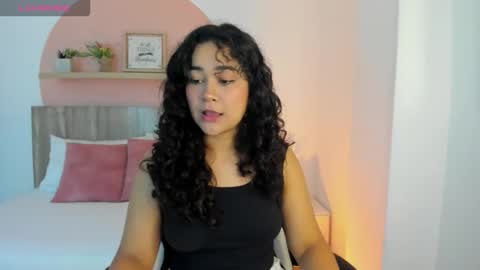rossie_lanie_ online show from February 24, 12:52 pm