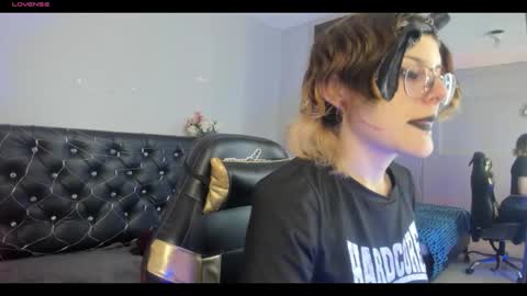 Rossie hunt online show from March 25, 12:23 pm