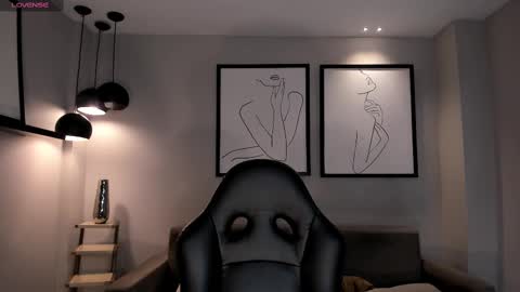 Rossie Rhoades online show from March 8, 12:09 pm