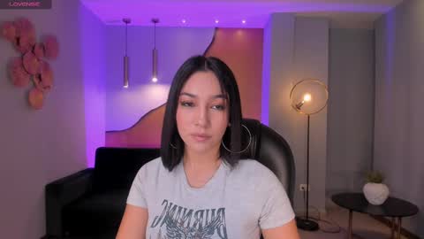 Rossie Rhoades online show from March 2, 11:50 am