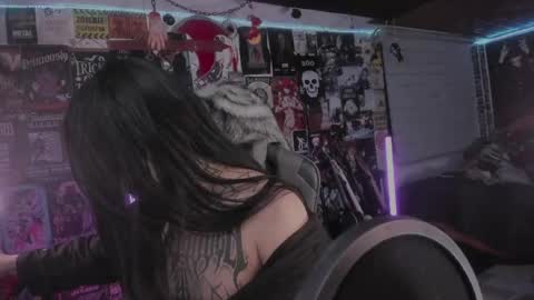 rot online show from April 14, 11:30 pm