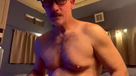 roundthebend8 online show from January 21, 4:54 am