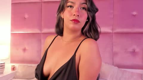 rousewhitte online show from March 8, 3:49 pm