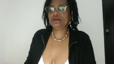 luxa online show from October 13, 12:56 am