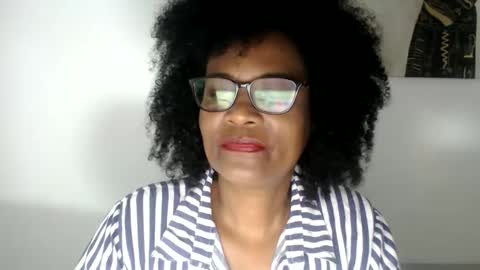 luxa online show from May 28, 8:01 am