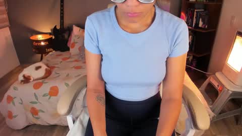 Snapshot of rouss_henao chatting on September 10, 9:54 am Rouss marie henao online show from September 10, 9:54 am
