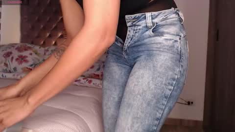 Rouss marie henao  online show from February 7, 12:19 pm