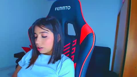 rousse_violet online show from September 26, 10:40 pm