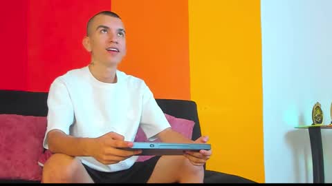 Snapshot of rowancley chatting on September 22, 11:58 am Rowan online show from September 22, 11:58 am