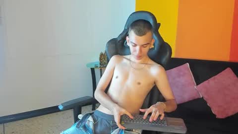 Rowan online show from November 8, 12:41 pm