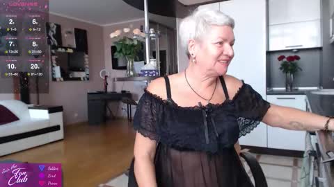 Roxana online show from October 3, 1:41 pm