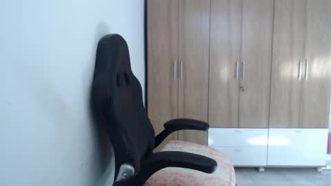 Roxana online show from November 21, 7:01 pm