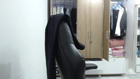 Roxana online show from December 3, 4:57 am