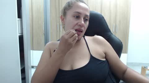 Roxana online show from January 25, 11:22 pm