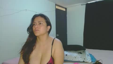 roxanasexy2025 online show from September 24, 12:45 pm
