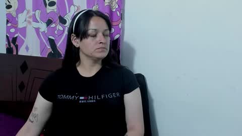 roxannetyer online show from January 11, 2:20 am