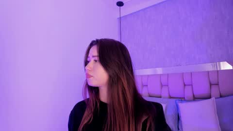 Roxie  online show from February 14, 10:47 pm