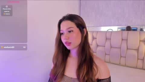 Roxie  online show from March 31, 8:31 pm