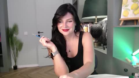 Snapshot of roxxiejet chatting on September 13, 8:28 am roxxiejet online show from September 13, 8:28 am